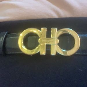Authentic Salvatore Ferragamo gold Gancini logo belt size 80/32